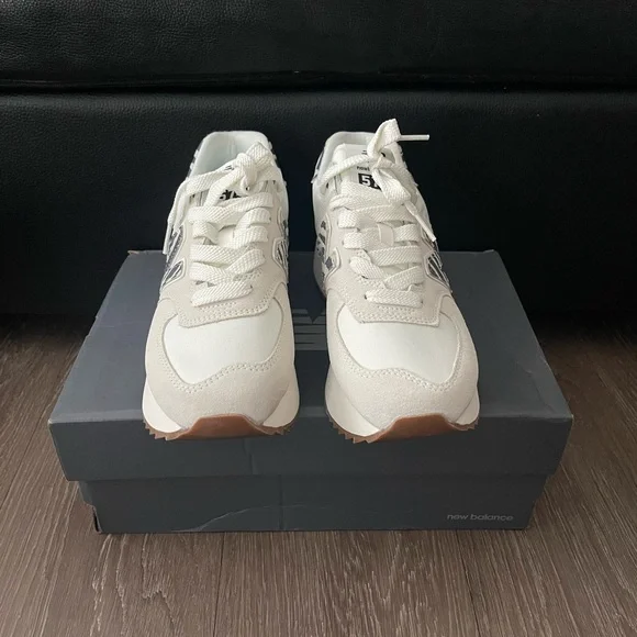 ❌SOLD❌ New Balance 574 Plus Sea Salt Animal Print (Women's) - Picture 2 of 8